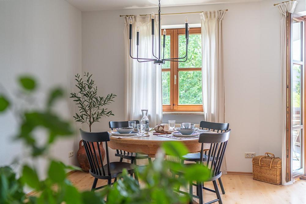 Stilvolle Seewohnung In Utting Утинг ам Амерзее Екстериор снимка